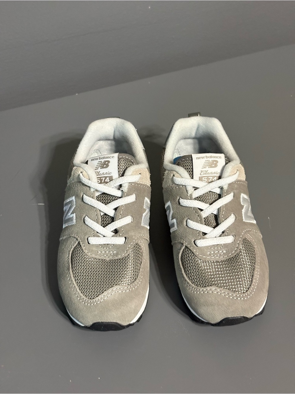 New Balance 574 Classic | Kids Size 9 New
